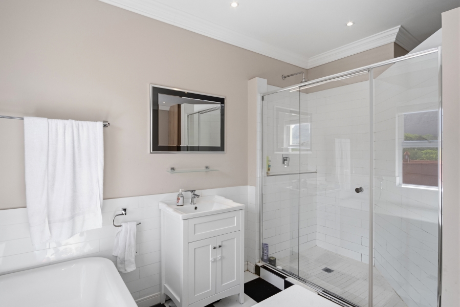 2 Bedroom Property for Sale in Wynberg Upper Western Cape